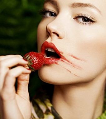 Food Sex: Taking Food Into The Bedroom